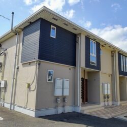 ＜嬉しいインターネット使用料無料の物件です！＞ソレイユ璃乃Ⅰ102号室