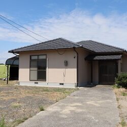 ＜オーナーチェンジ物件！今津小校区！広い庭をお探しの方にオススメ！＞野依売家 3DK