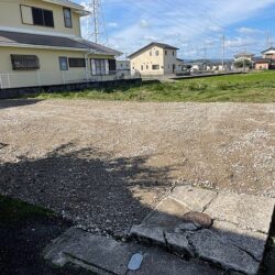 〈敷地は広々約83坪 住宅用地としておススメです〉下宮永売地