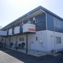 ＜無料Wi－Fi・キーレスで快適＞フォーブル中央 3DK 204号