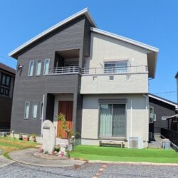＜5LDK ２階建て オール電化 駐車場4台可能 中津市大塚 中古物件＞大塚売家